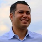 Schneider launches new 3-Phase UPS with internal smart battery modules